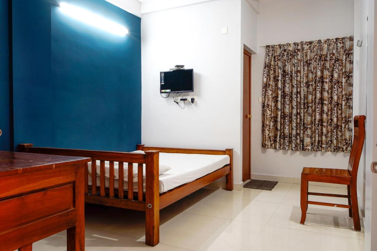 Reach Residency Hotel Kochi Kültér fotó