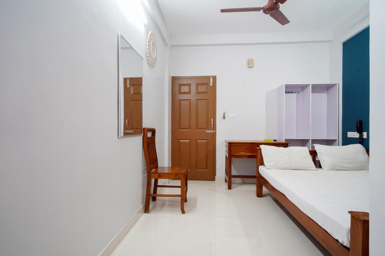 Reach Residency Hotel Kochi Kültér fotó