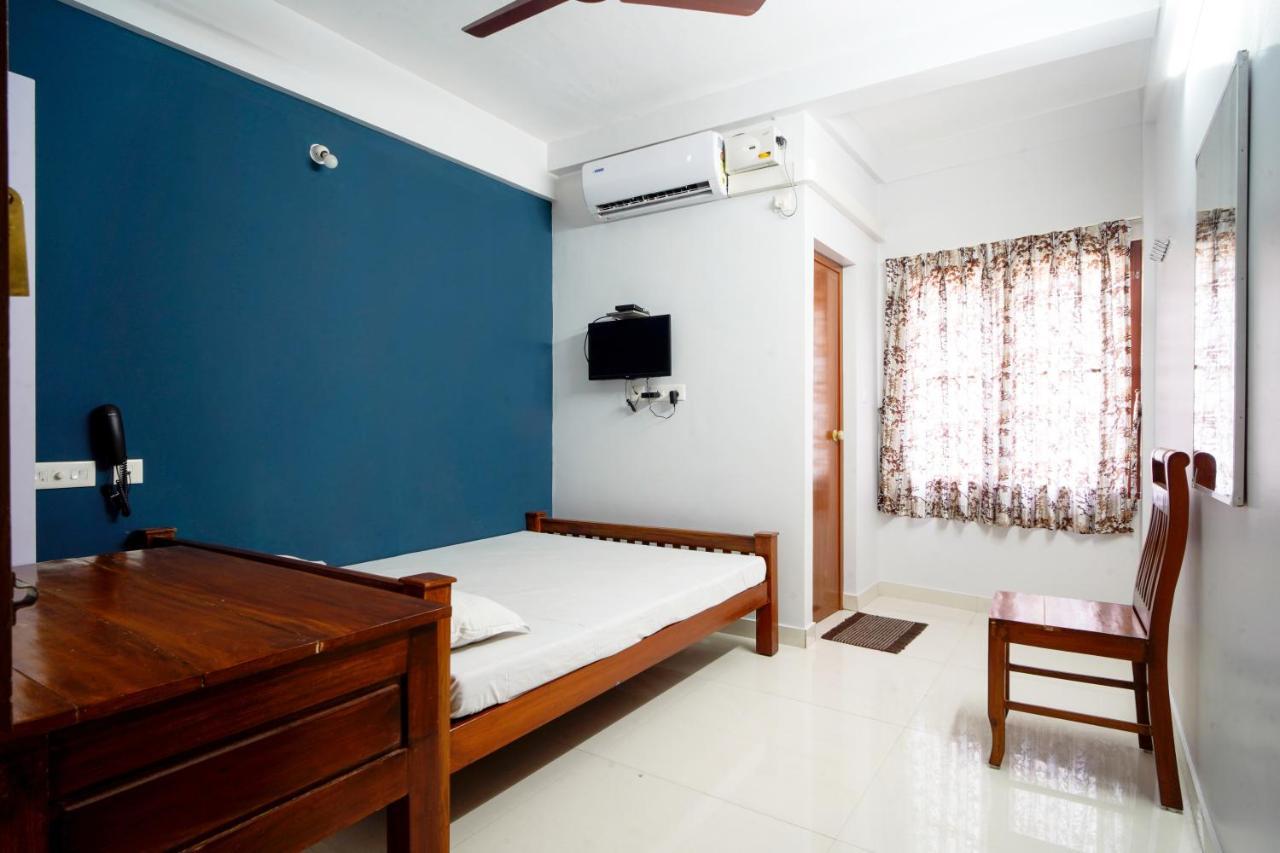 Reach Residency Hotel Kochi Kültér fotó