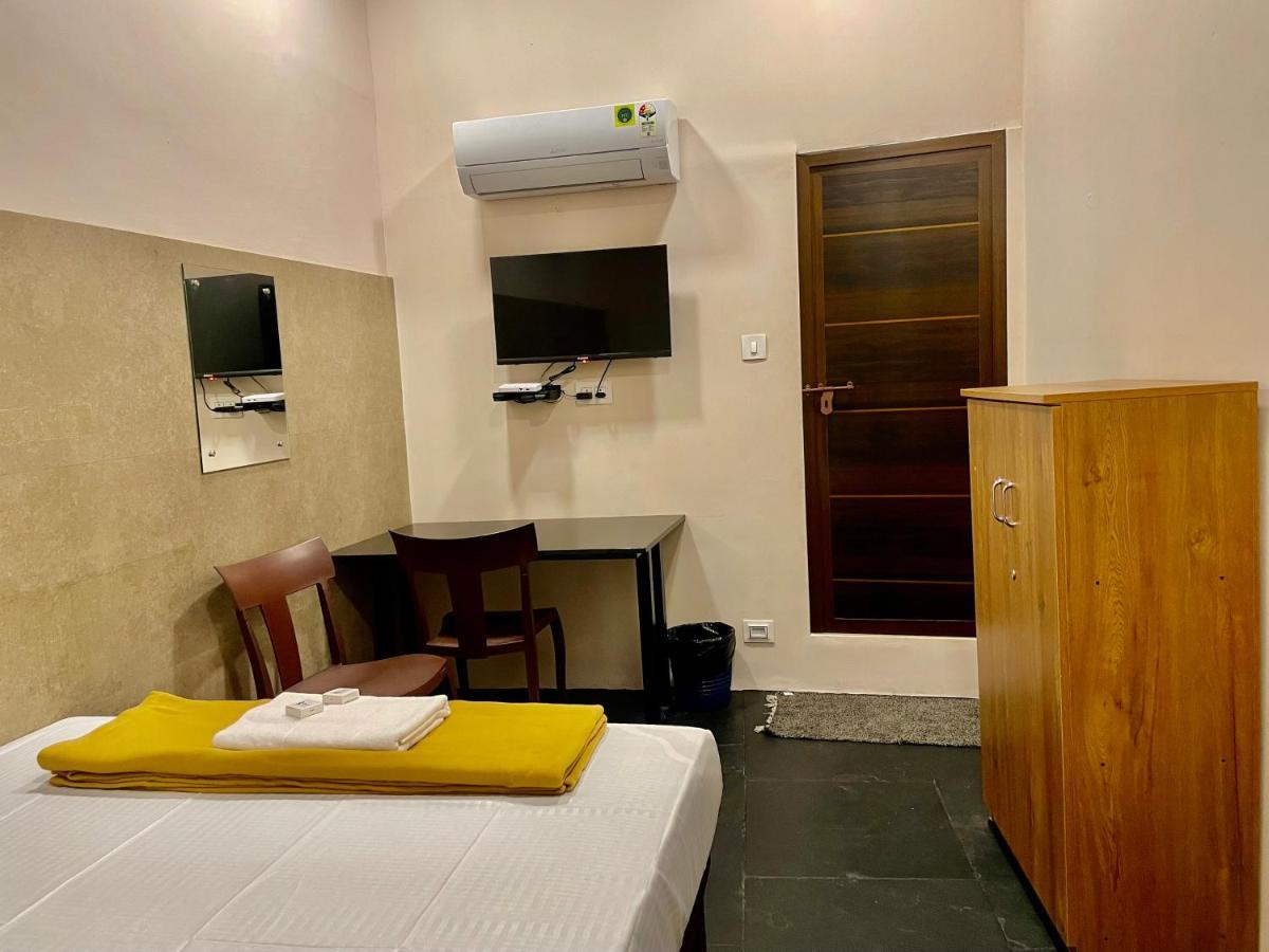 Reach Residency Hotel Kochi Kültér fotó