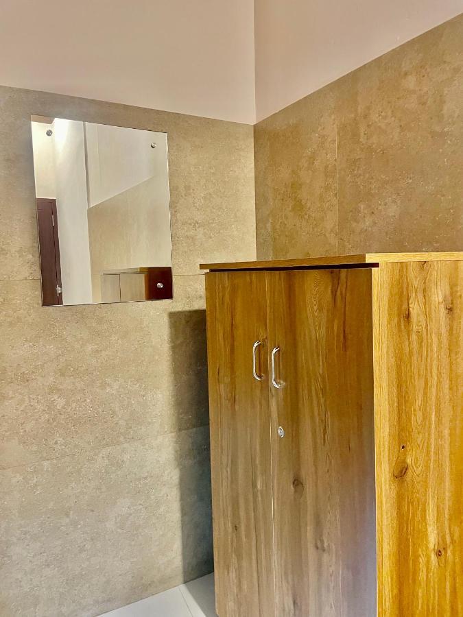 Reach Residency Hotel Kochi Kültér fotó