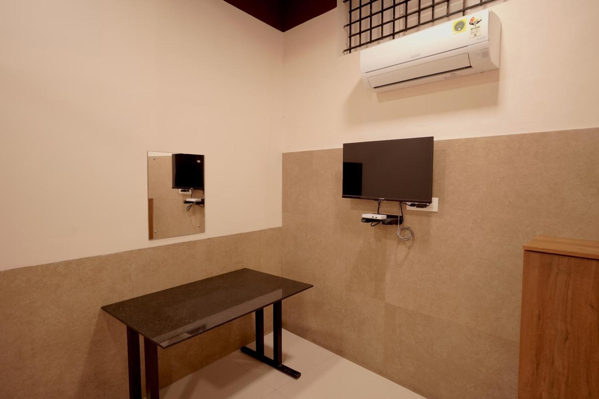 Reach Residency Hotel Kochi Kültér fotó
