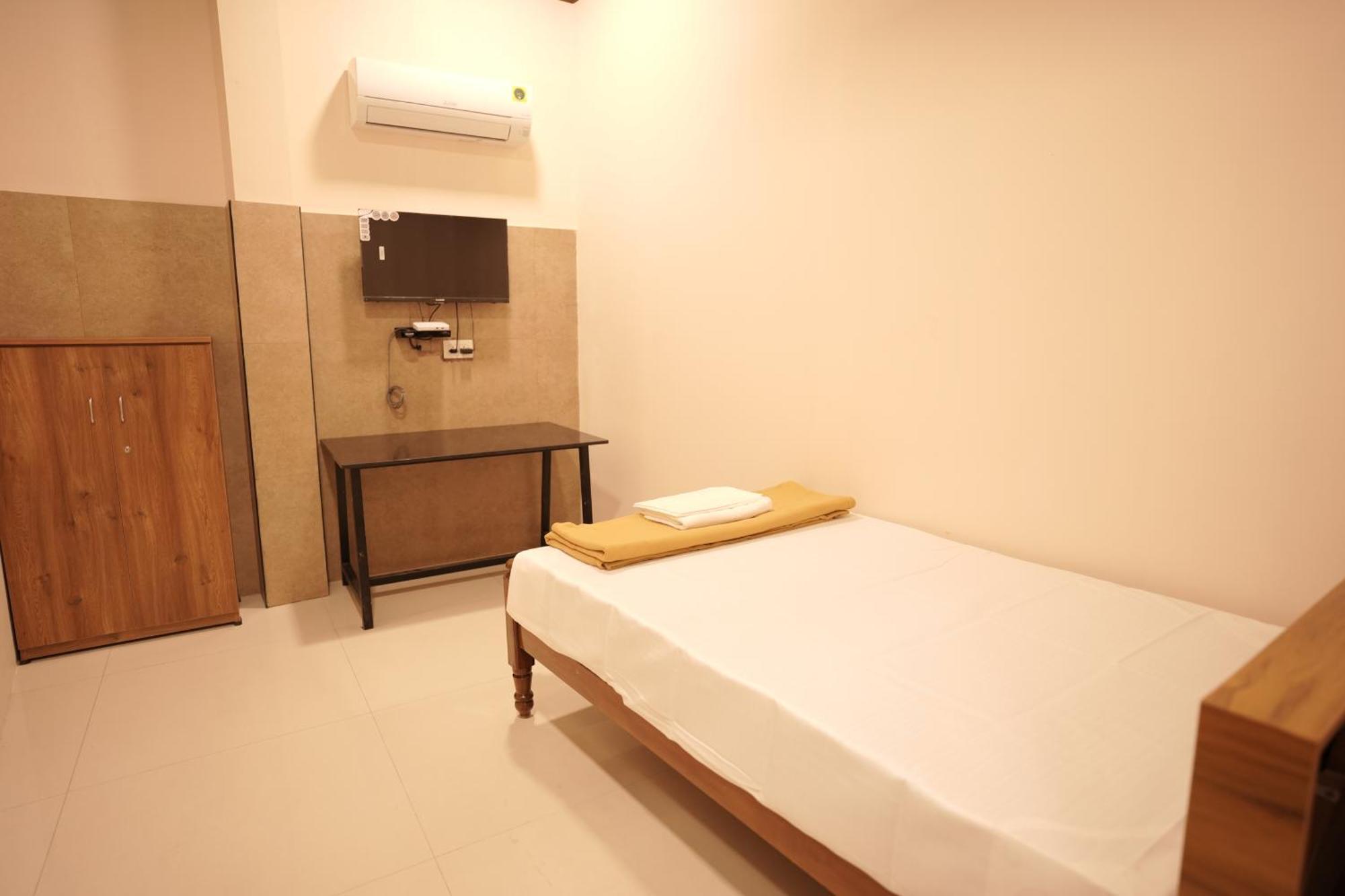 Reach Residency Hotel Kochi Kültér fotó