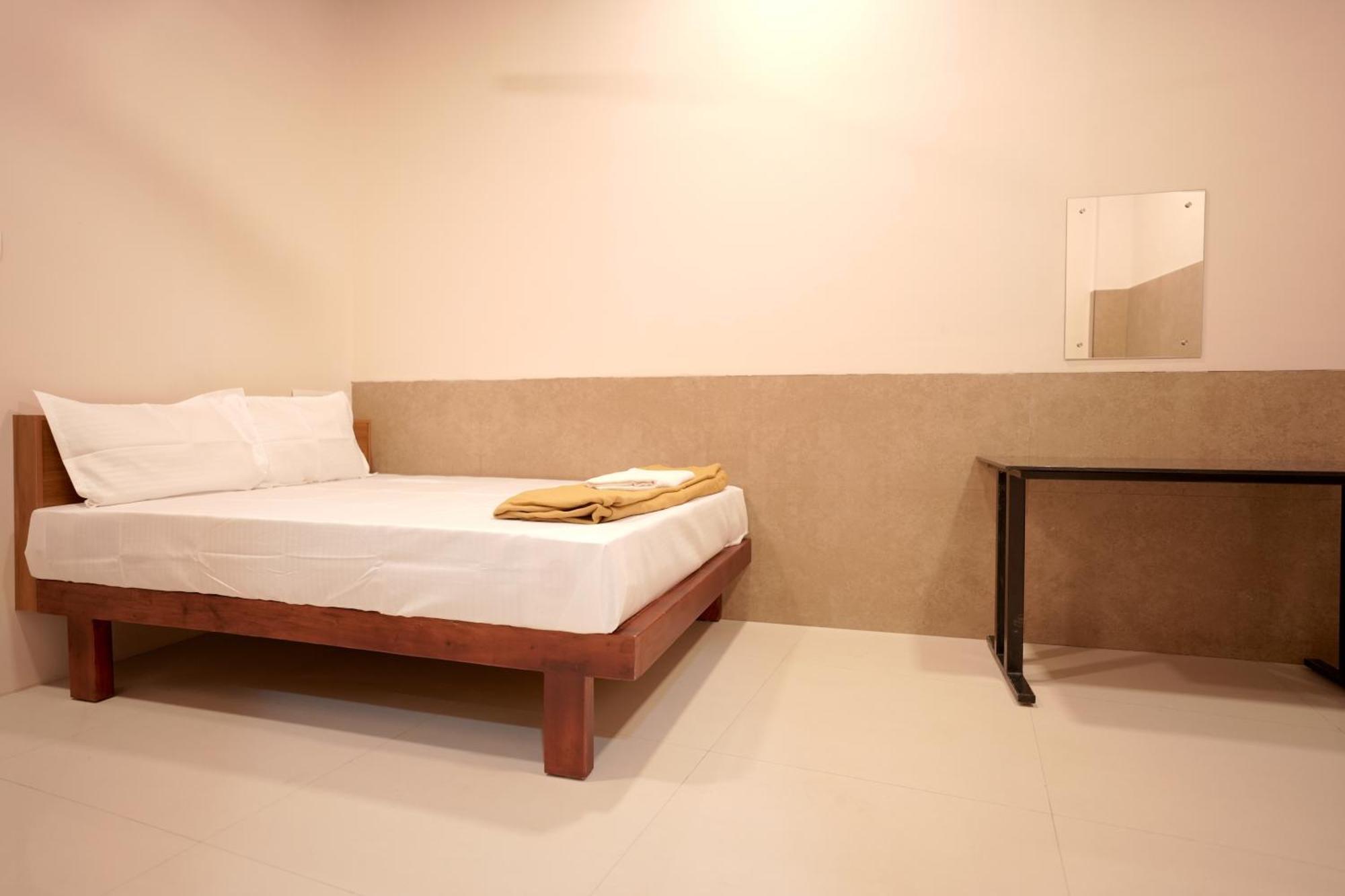 Reach Residency Hotel Kochi Kültér fotó