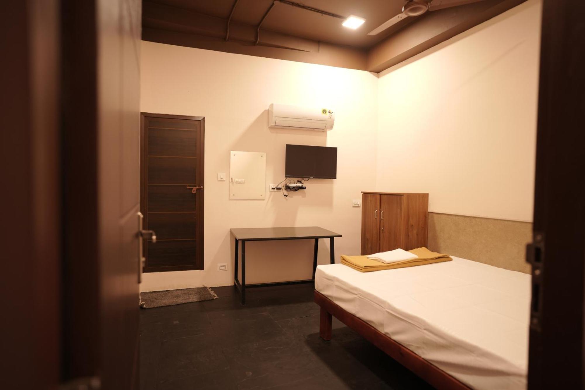 Reach Residency Hotel Kochi Kültér fotó