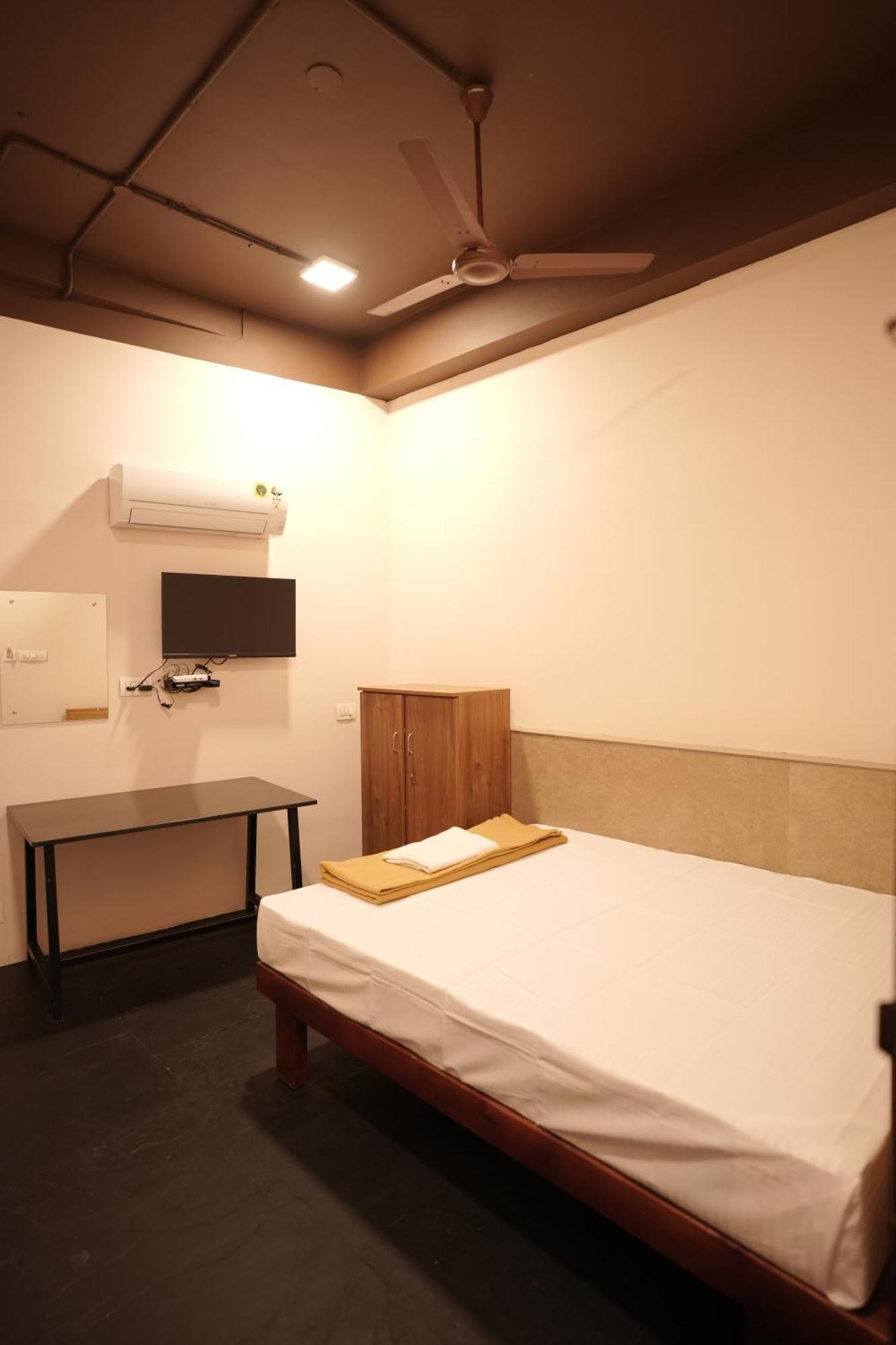 Reach Residency Hotel Kochi Kültér fotó