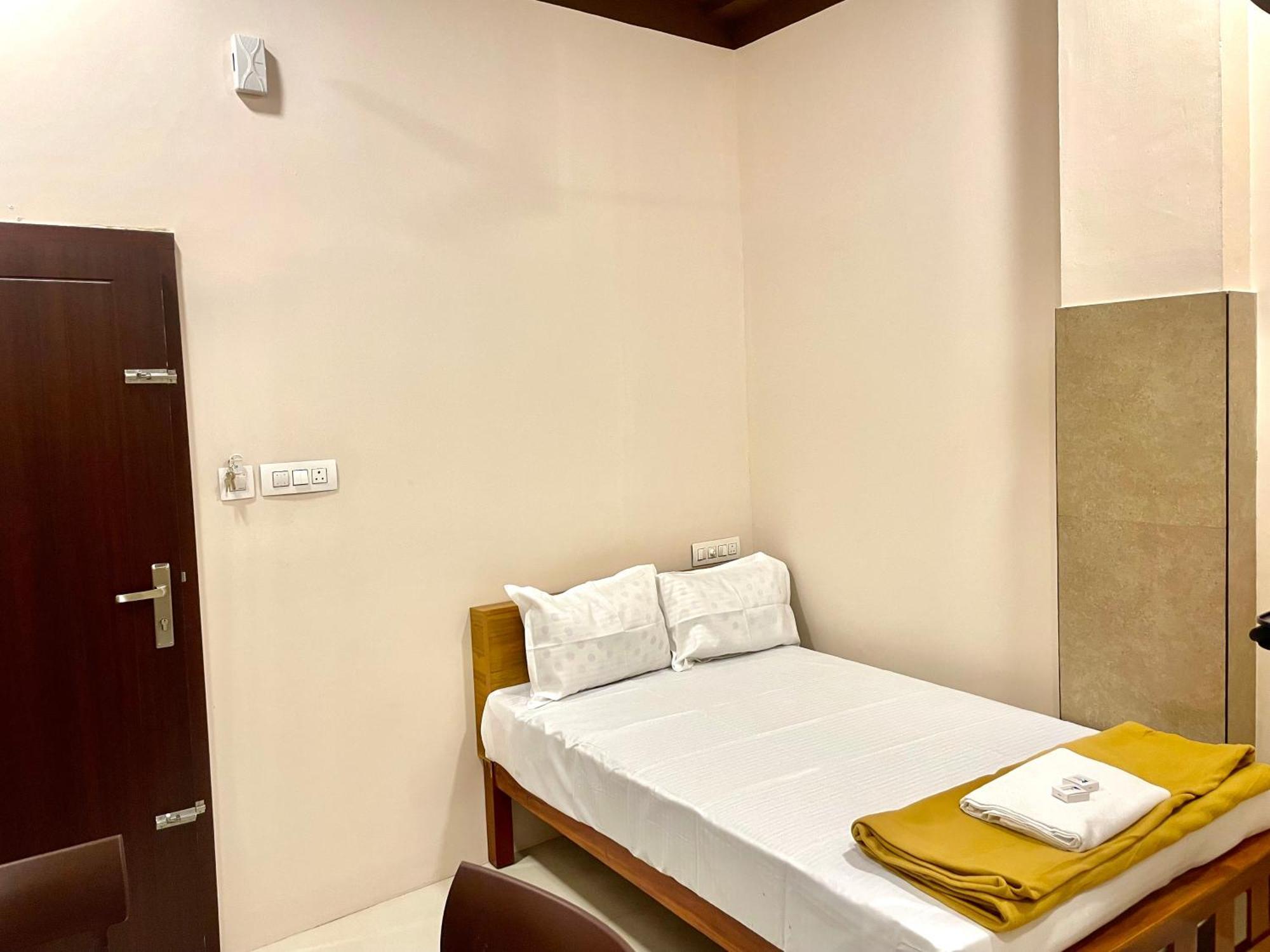 Reach Residency Hotel Kochi Kültér fotó
